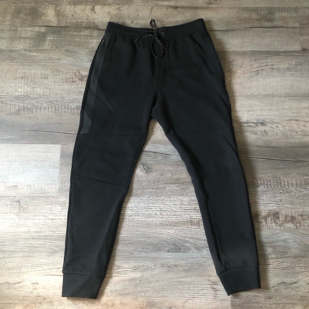 American Eagle Men’s Joggers